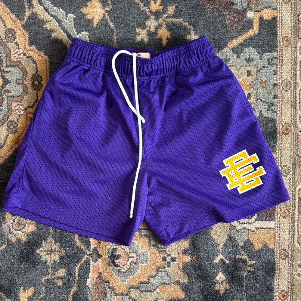 Eric Emanuel shorts sz M